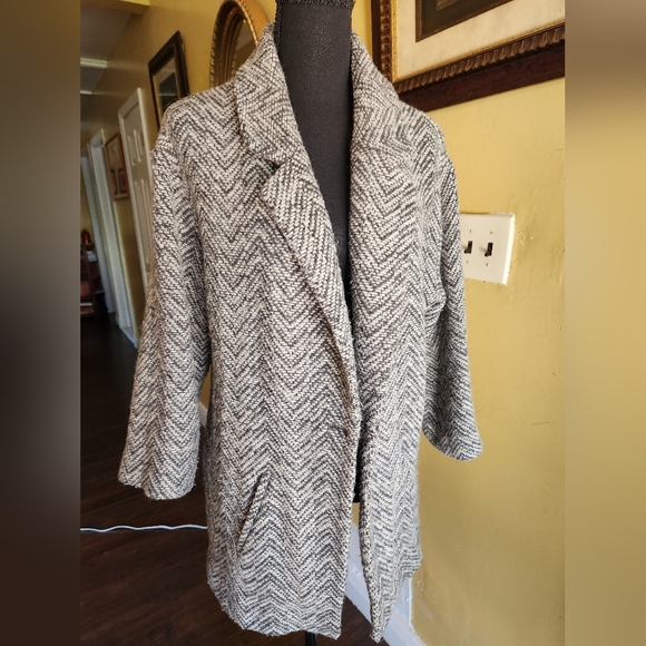 American Eagle Outfitters Jackets & Blazers - American Eagle Women's Gray Wool Blend Single Breasted Blazer Jacket/Coat Size M
